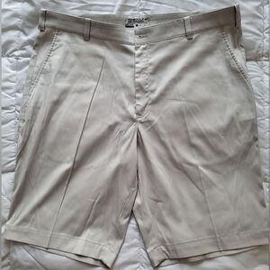 Nike golf Mens Shorts Size 36